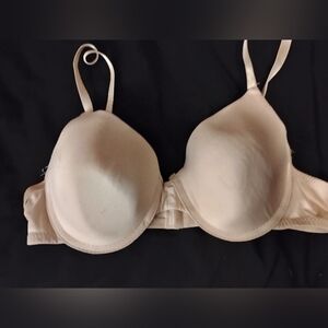 Chic Cream Women's Bra